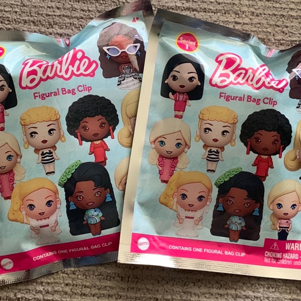 Barbie mystery clips
